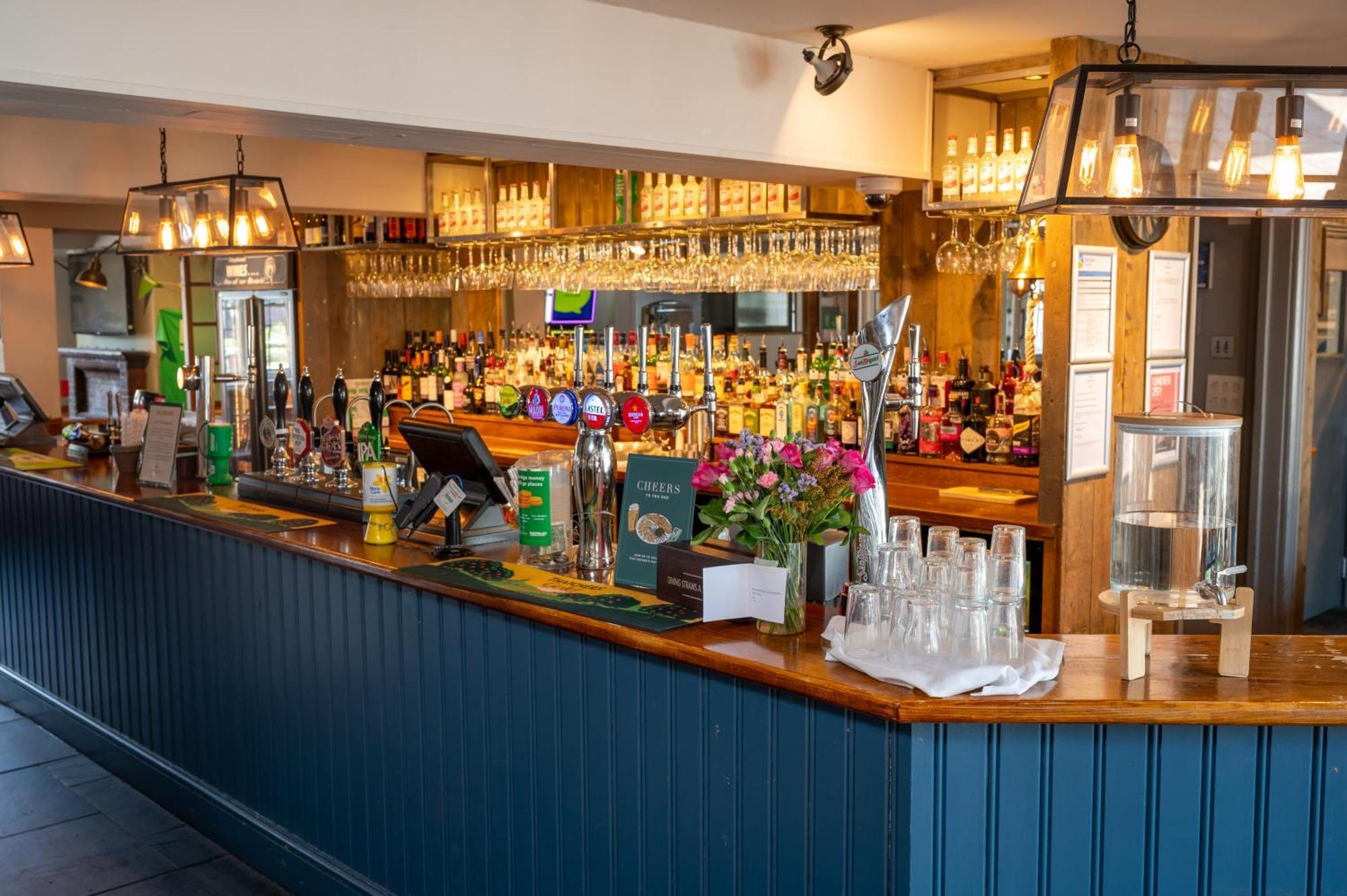 St Leonards Hotel By Greene King Inns Saint Leonards Экстерьер фото